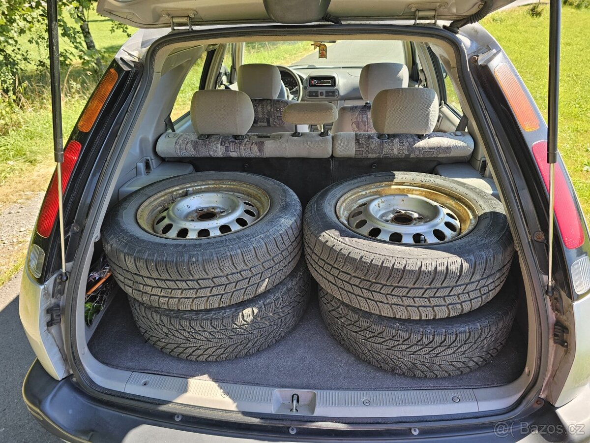 Corolla E11 1.4 1999 Nová STK - 9