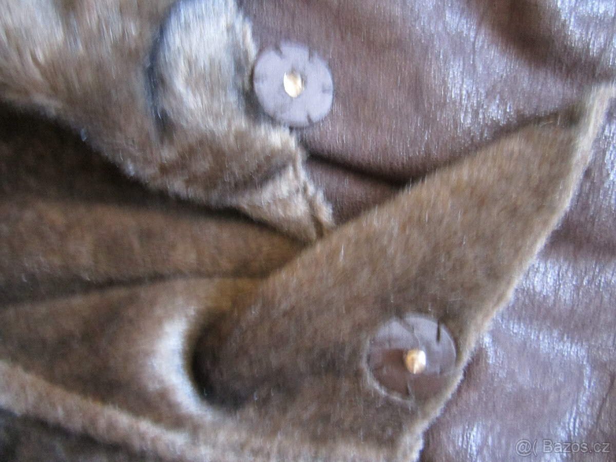 Zimní kabát s kožešinou uvnitř, M/L, zvenku semiš s patinou - 9