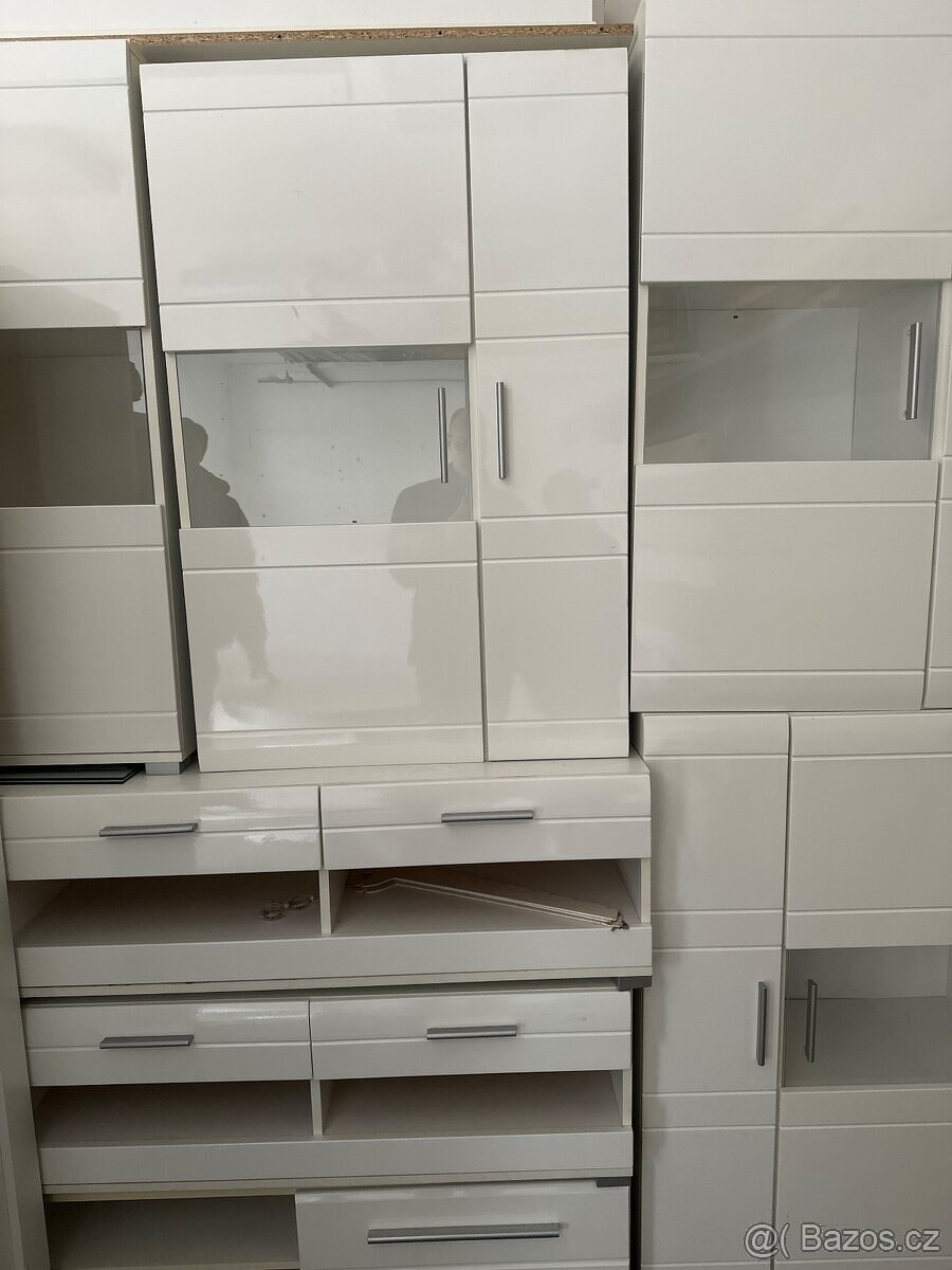 Prodáváme obývací stěnu (TV set) - 2 sady - 9