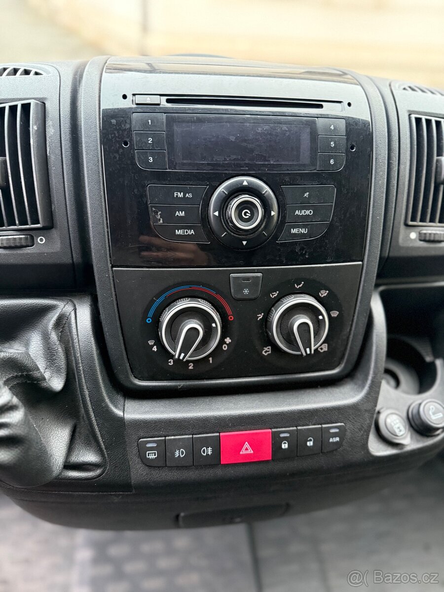 Citroën jumper 2.2 HDI 96 kw - 9