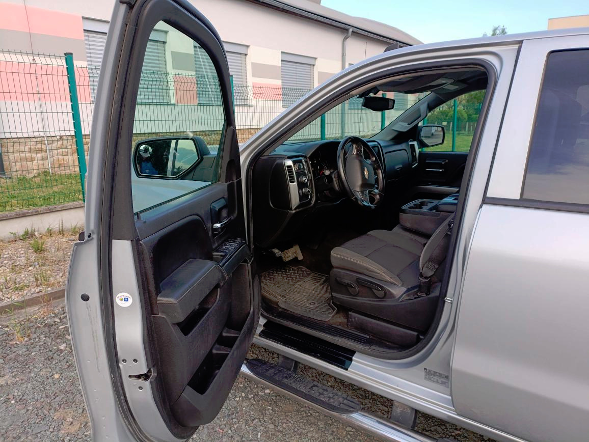 Chevrolet Silverado 1500 - 9