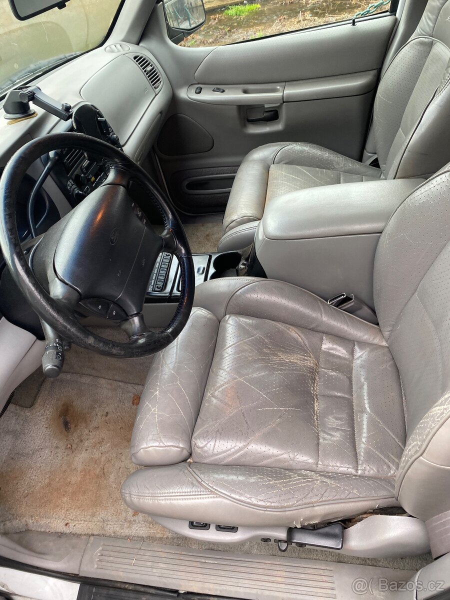 Ford Explorer 4.0 OHV 1995 - 9