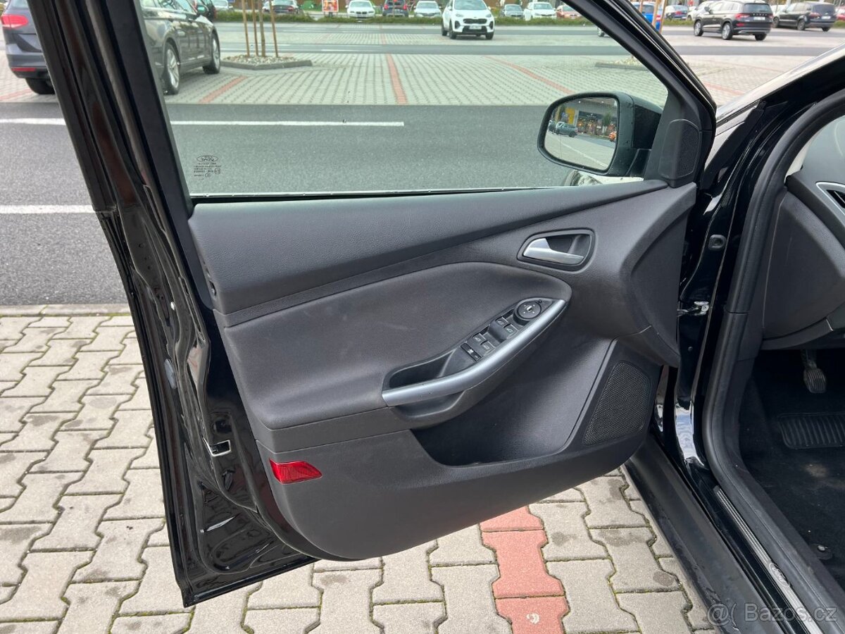 Ford Focus 1.6 TDCi 77kw digi klima NAVI - 9