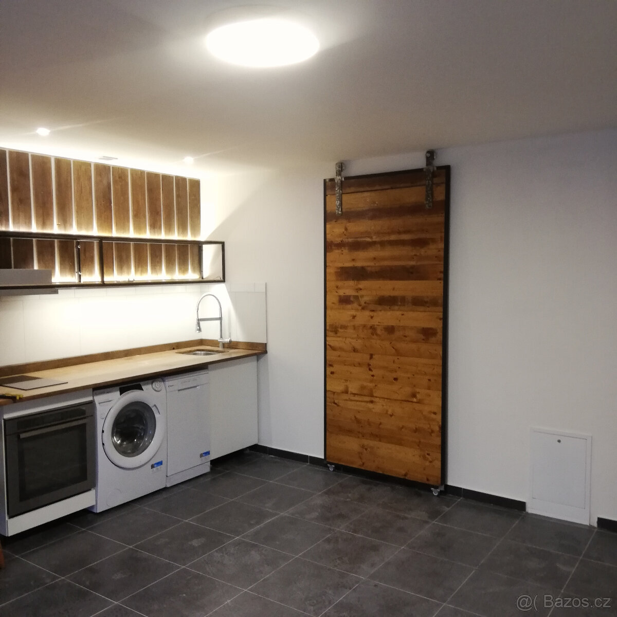 Pronajem bytu 1+1 Nížebohy 42m2 + zahrada - 9