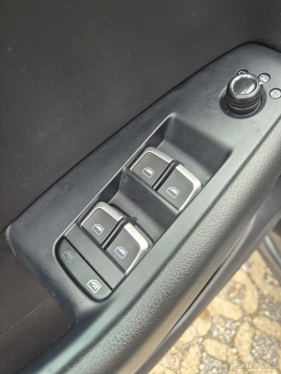 SADA VYPINACU DO INTERIERU AUDI A4 A5 Q5 - 9