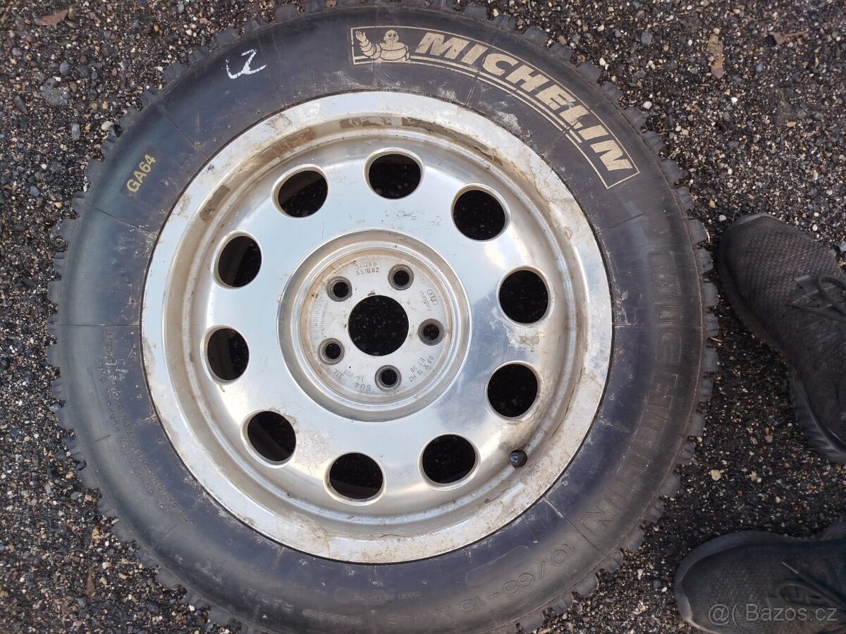 Pneu s hroty , úzké hroty 15" - 9