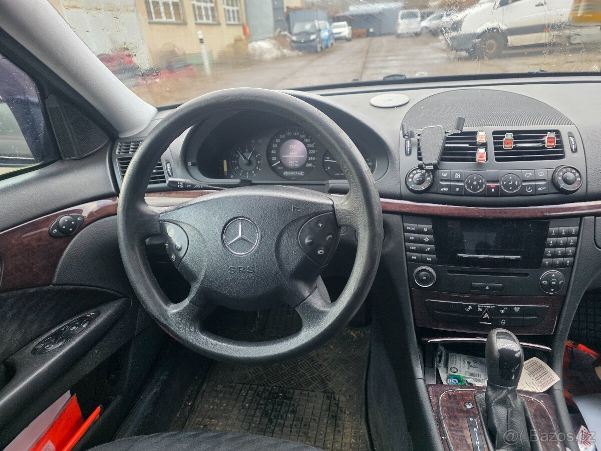 Prodám Mercedes E220 cdi PEVNÁ CENA - 9
