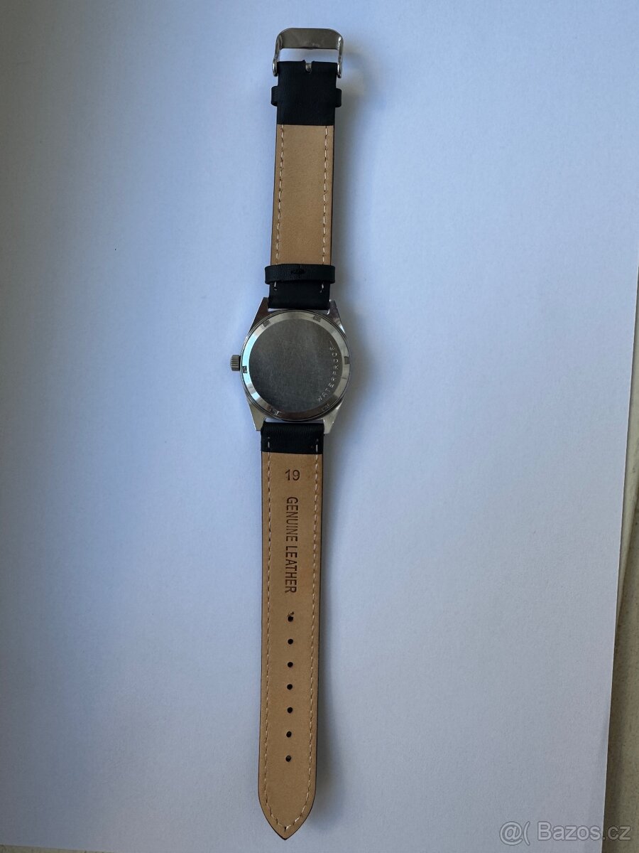 Mechanické hodinky Omega Geneve ref. 136.041 - 9