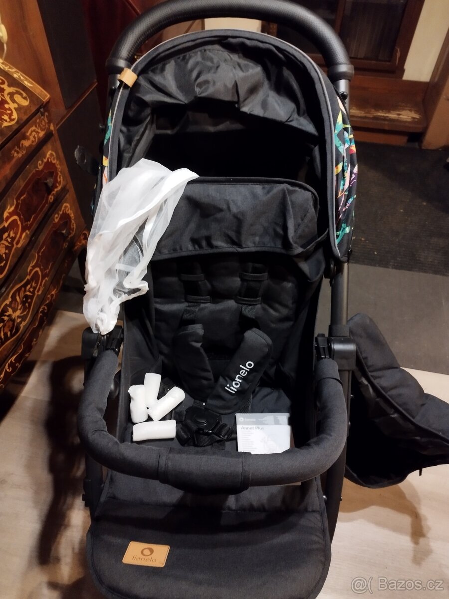 Kočárek Lionelo Annet Plus Lovin - 9