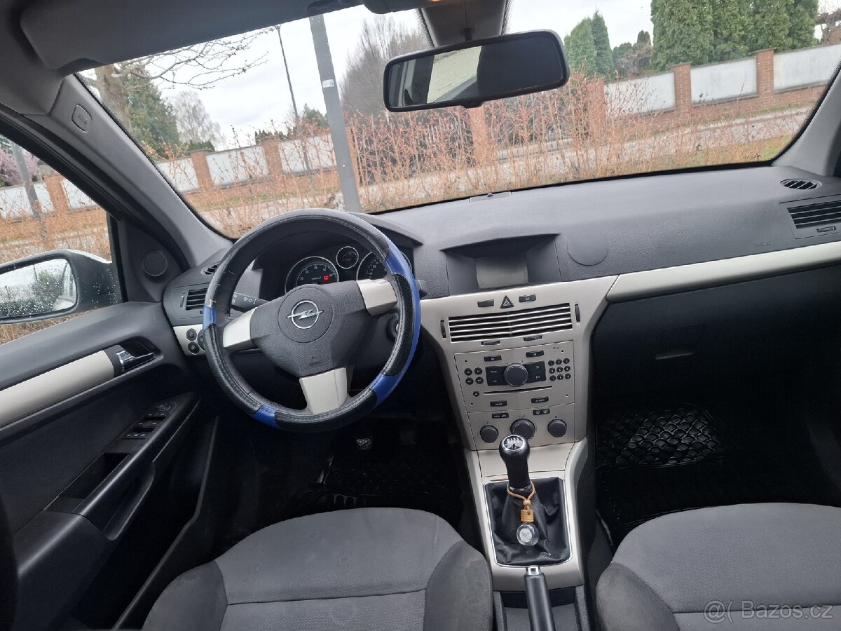 Prodám Opel Astra 1.6i - 9