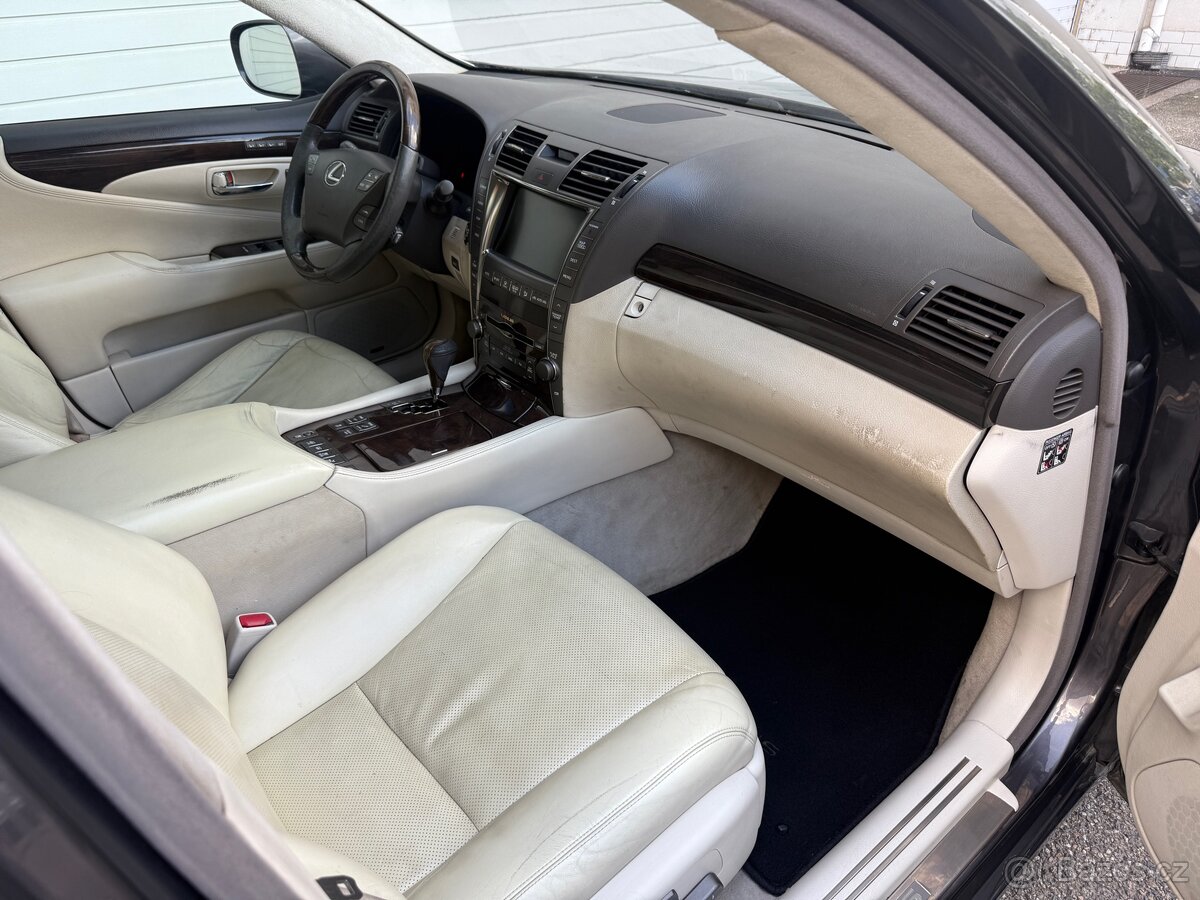 Lexus LS, 460, 280kw V8 aut. - 9