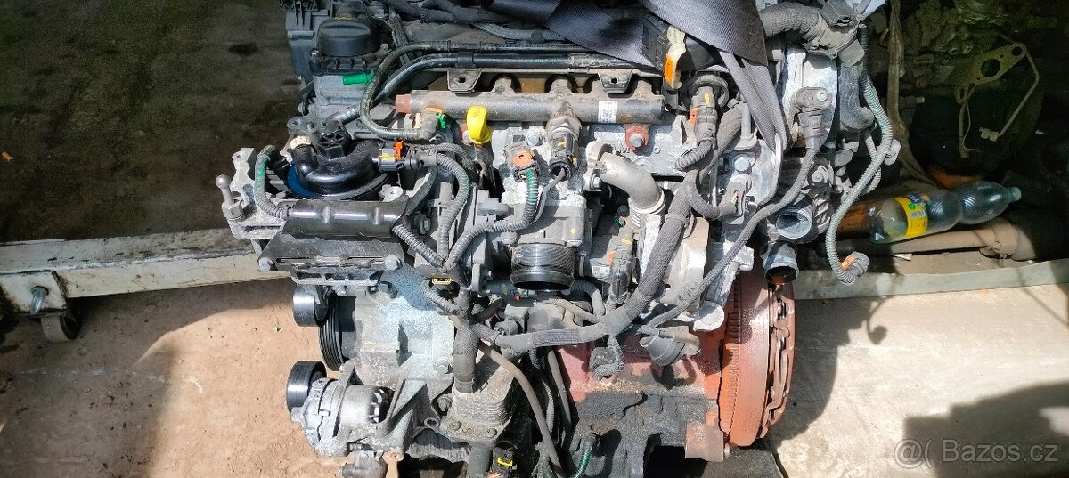 Motor diesel PSA - 9