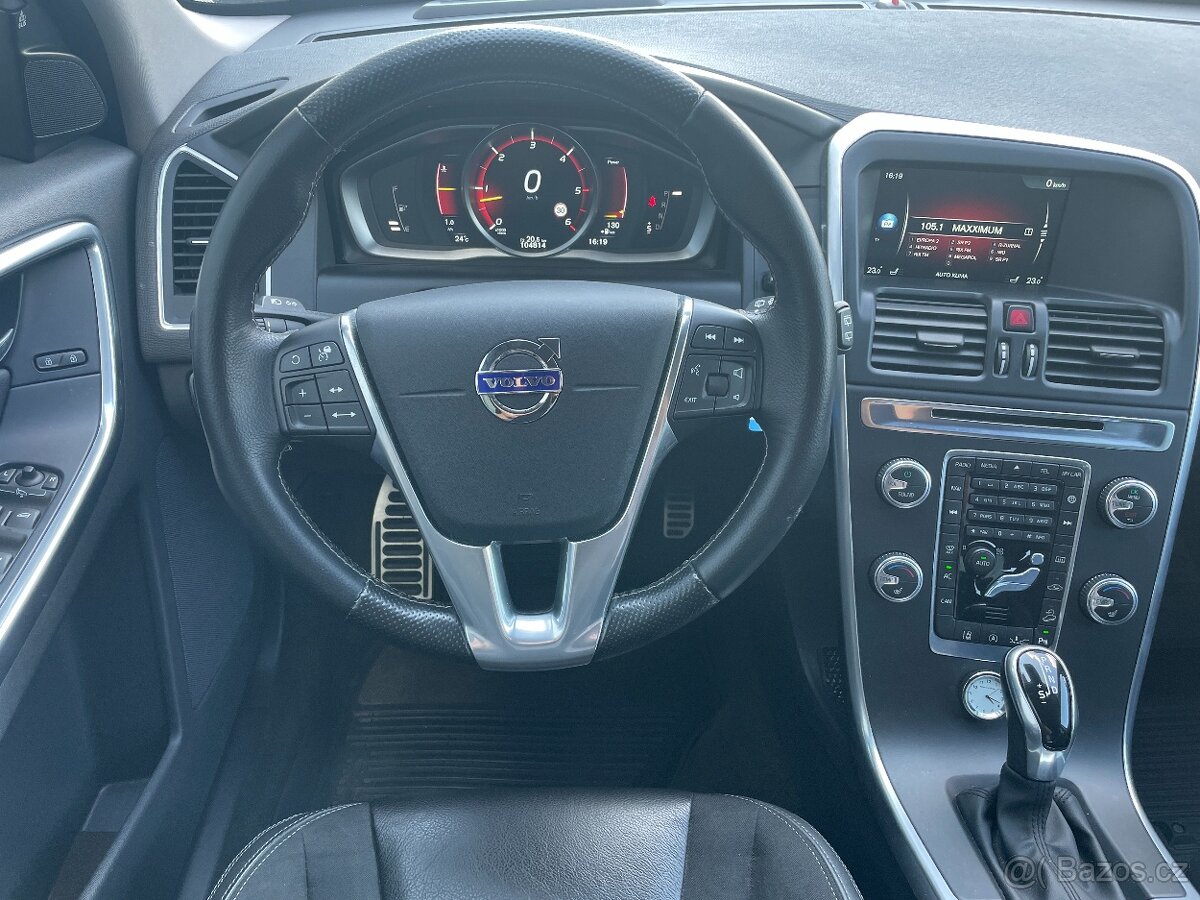 Volvo XC60 D4 AWD MOMENTUM Aut. - 9