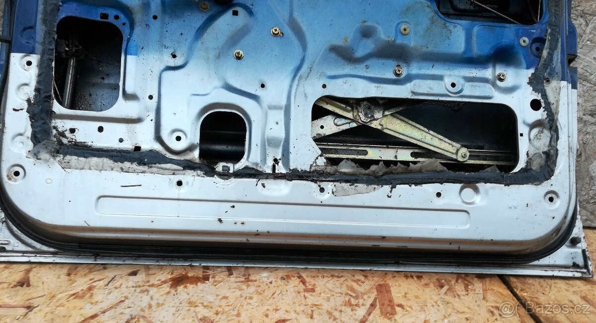 4ks dveře Mitsubishi L200 rok 95 Magnum - 9