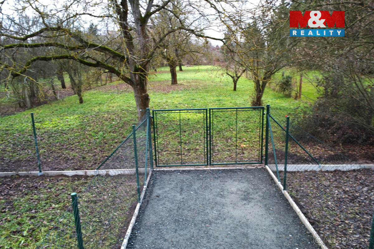 Prodej pozemku k bydlení, 2021 m², Klučov u Českého Brodu - 9