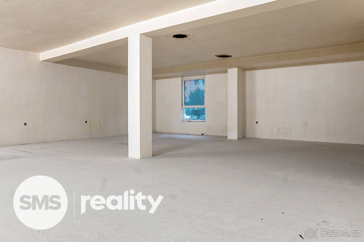 Pronájem obchodních prostor 691,5 m² – Karviná, ul. Borovské - 9