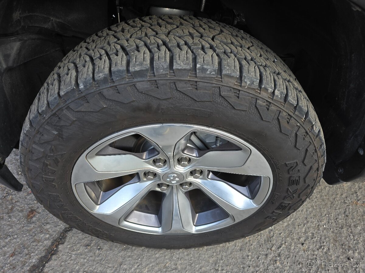 Dodge Ram 1500, 5,7 Hemi, Limited, DPH, NEBOURANÉ - 9