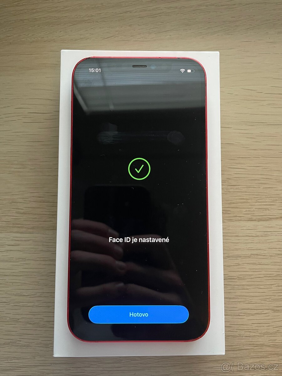 iPhone 12 64GB - Product Red - 9