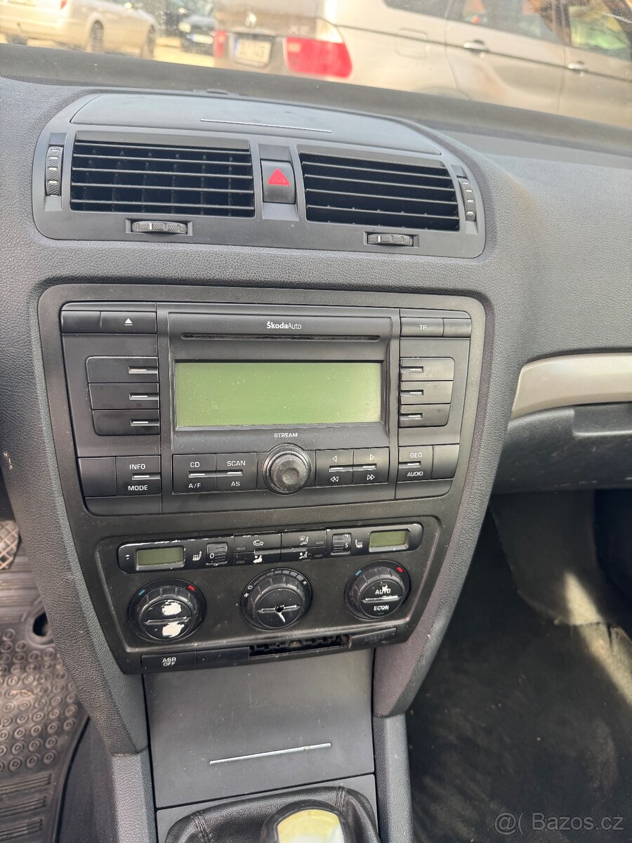 Škoda Octavie 2 - 9