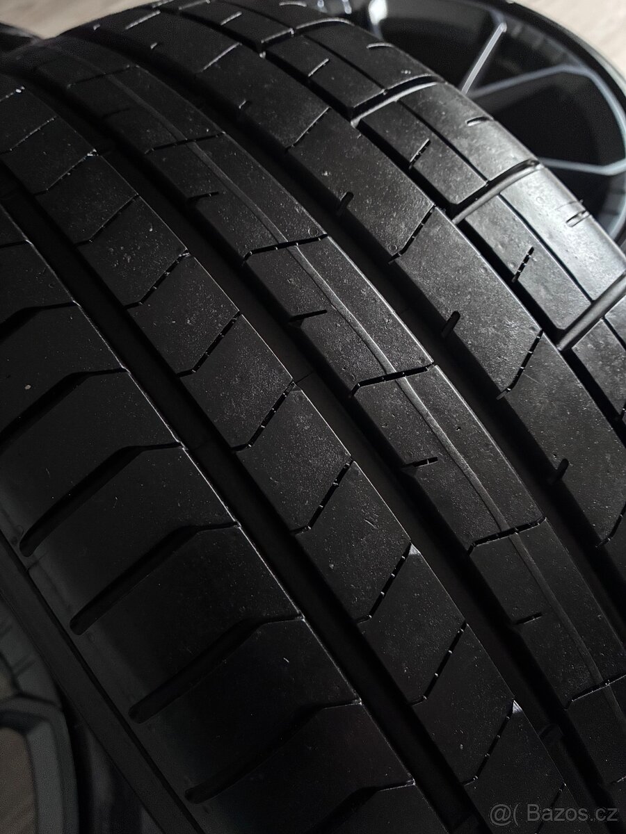 I30N 5x114,3 235/35/19 letní - 9