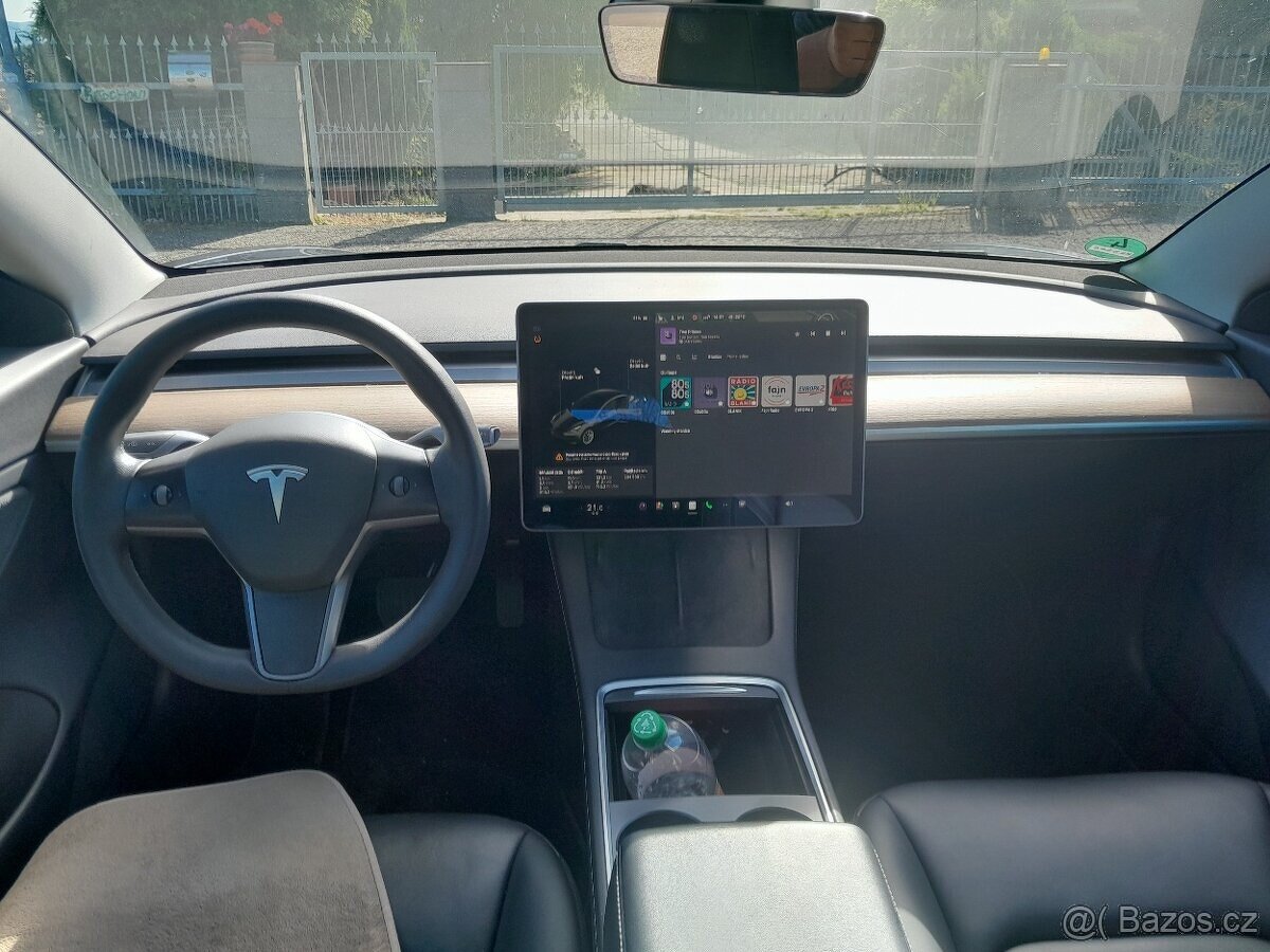 Tesla model 3 Refresh rok 2021 SOH 89% - 9