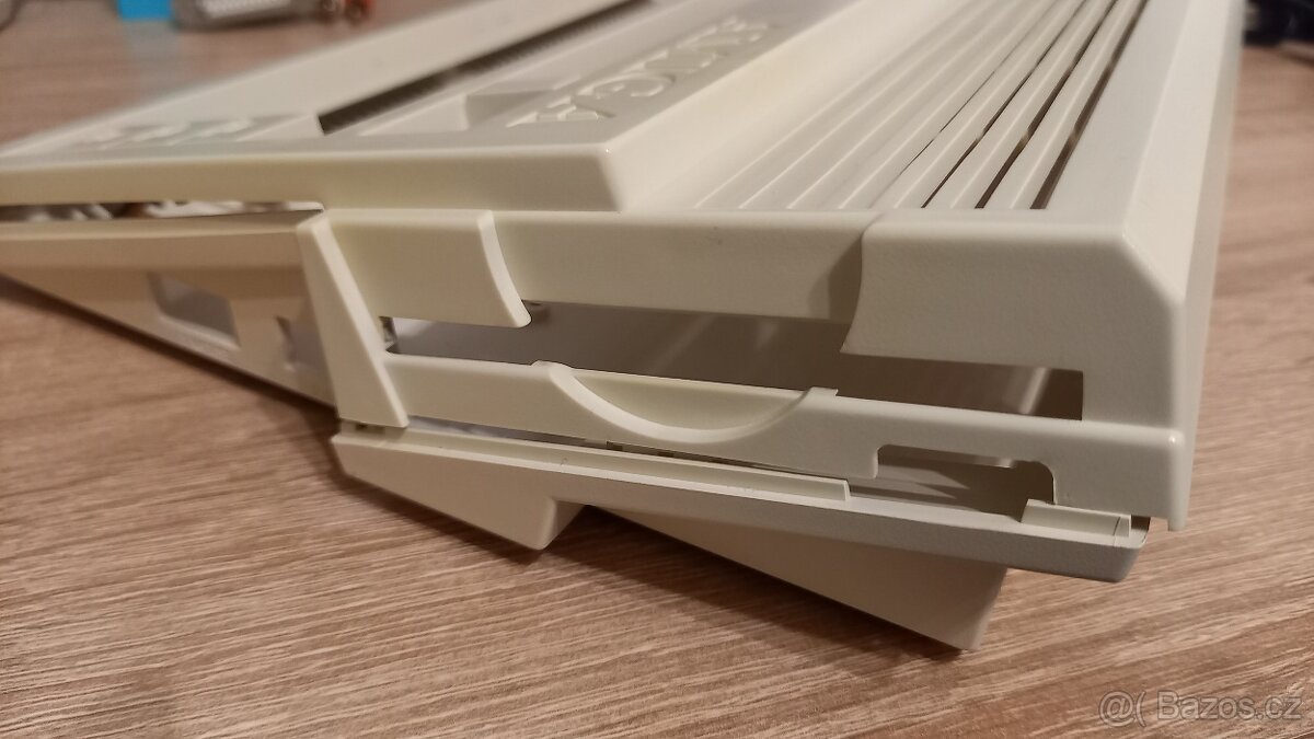Case pro A600 (Amiga) - 9