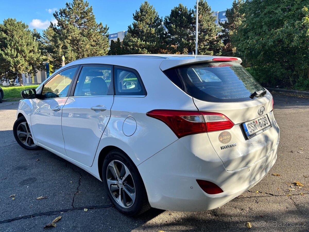 Hyundai i30 2015, 1.6 CRDi - 9