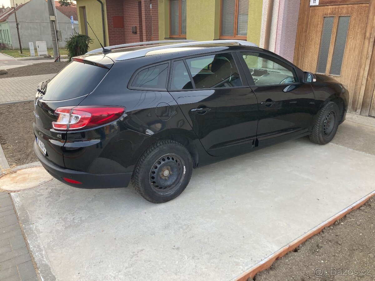 Prodám Renault Megan limited 1.5dci - 9