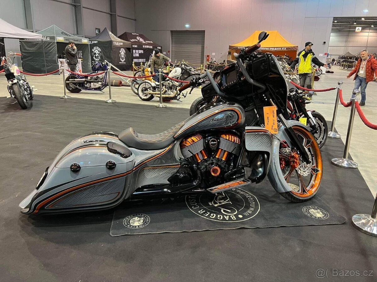 Indian Roadmaster Elite - 9