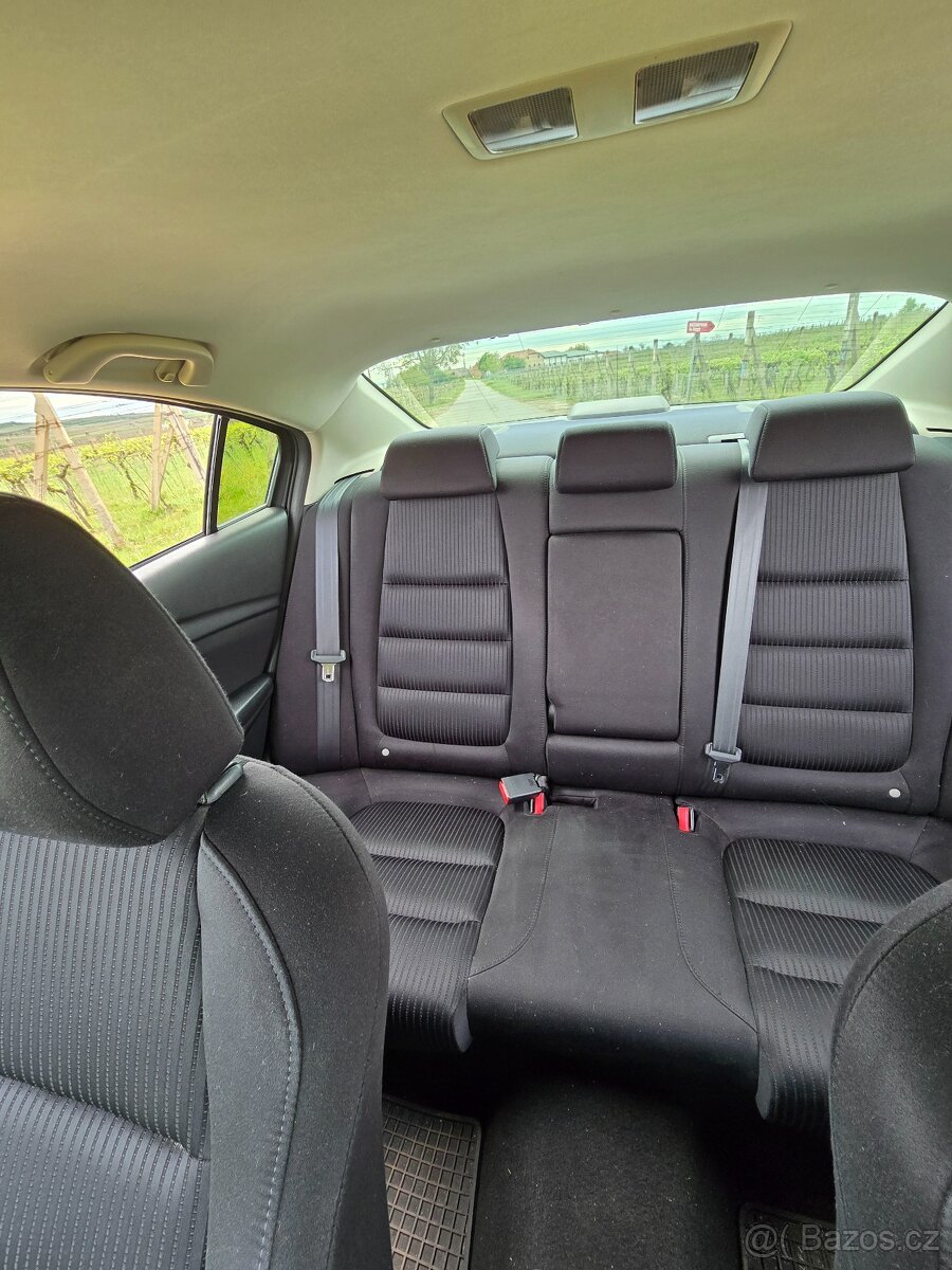 Mazda 6 (GH) 2.0 Benzín – Sedan - 9