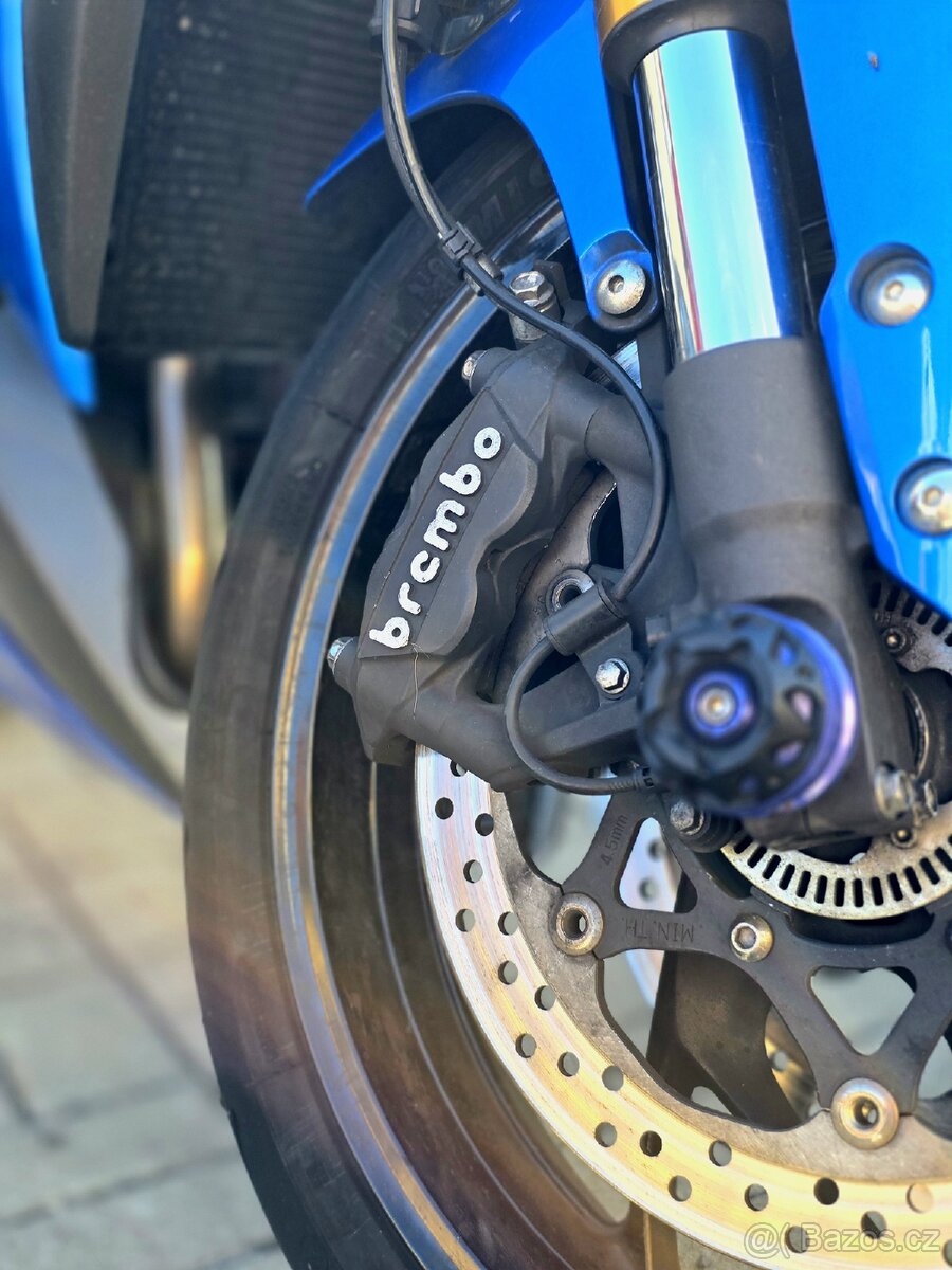 Suzuki GSX-S1000 (2015) - 9