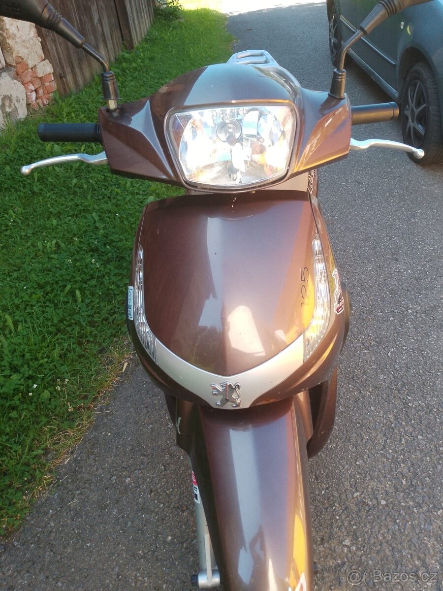 Peugeot Tweet 125 rok 2012 - 9