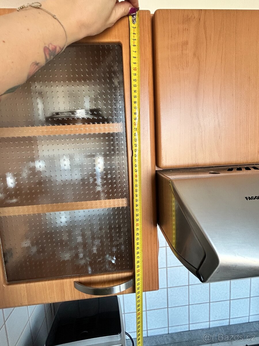 Kuchyňská linka včetně spotřebičů - 9