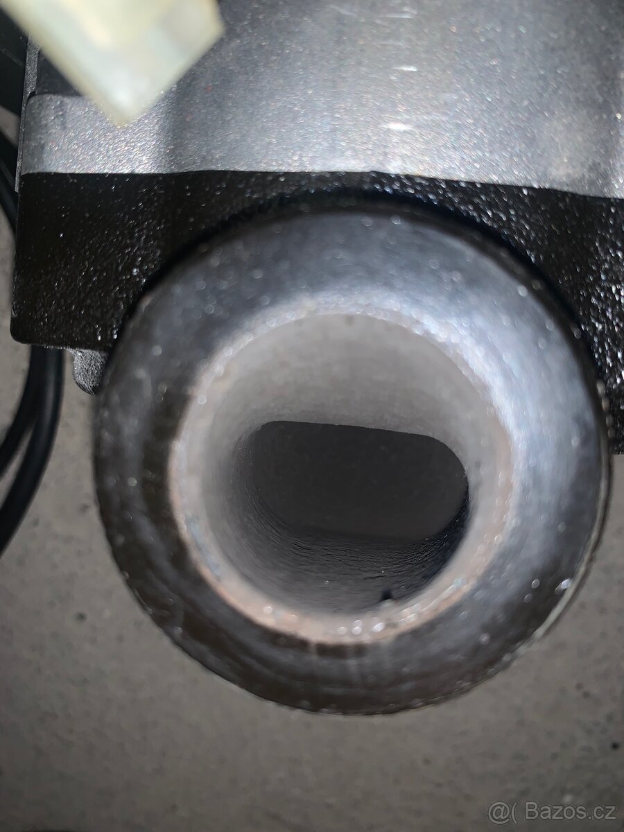 Oběhové čerpadlo Grundfoss UPS 25-70 130 - 9