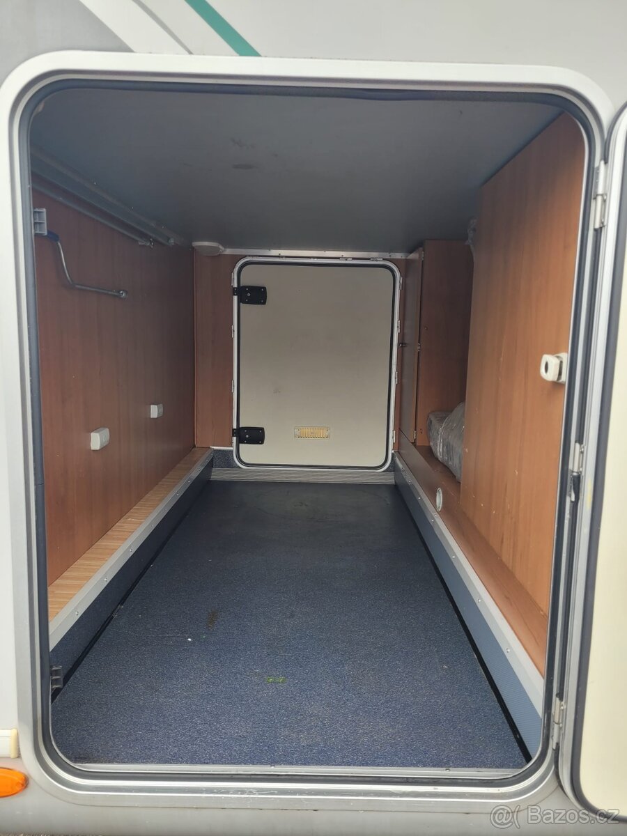 Ford 2.2TDCi 140PS LMC Breezar A694G, zimní paket - 9