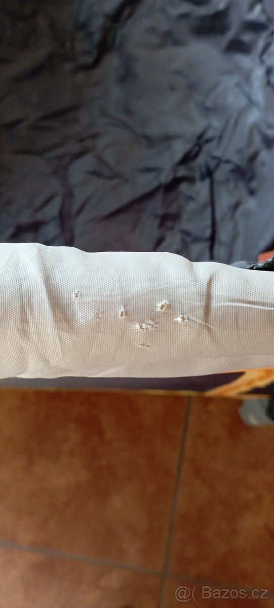 Cestovní postýlka - 9