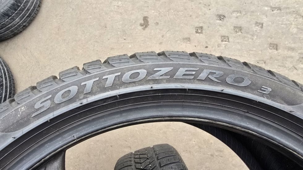Zimní pneu 225/40/18 Pirelli - 9