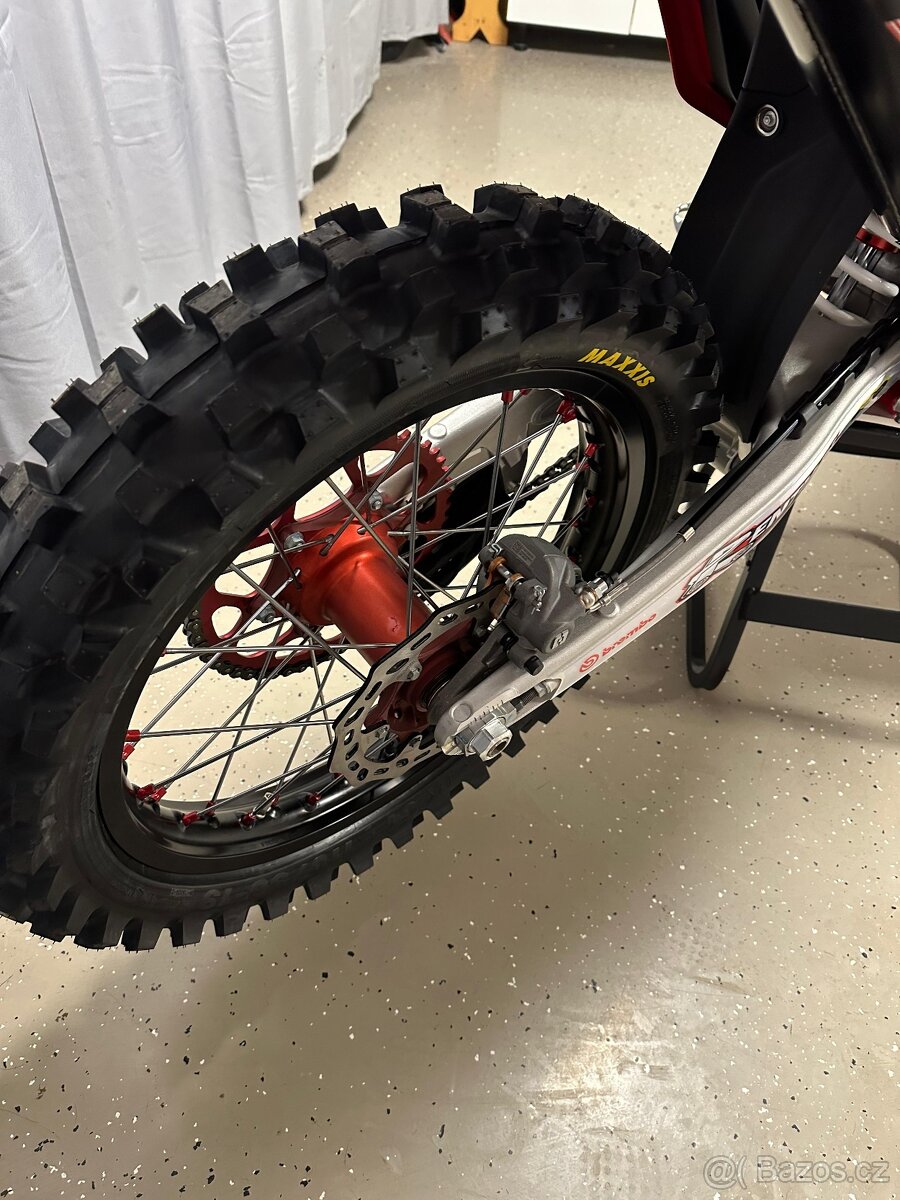 NOVÁ MOTO ‼️ GASGAS MC 350F 2024 - 9