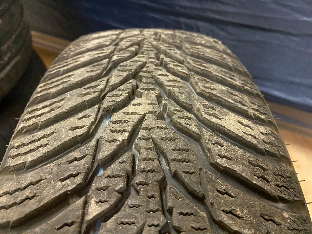 Zimní Nokian Wr Snowproof 165/60 R15 77T - 9