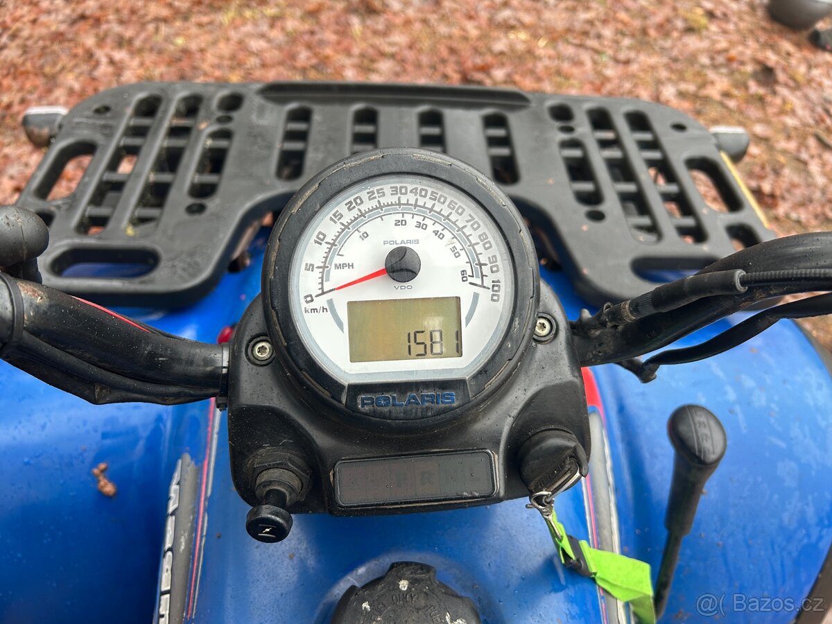 Polaris Magnum 325 4x4 - 9