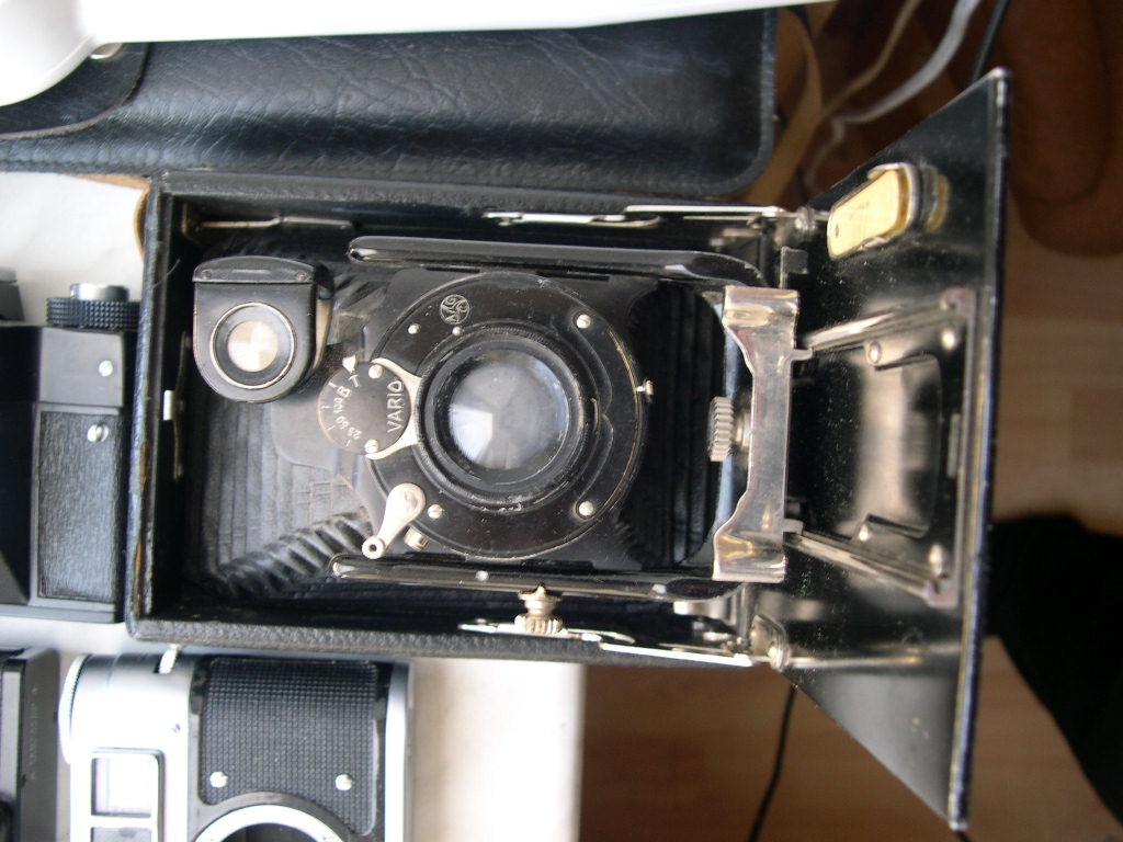 prodám staré fotoaparáty - 9