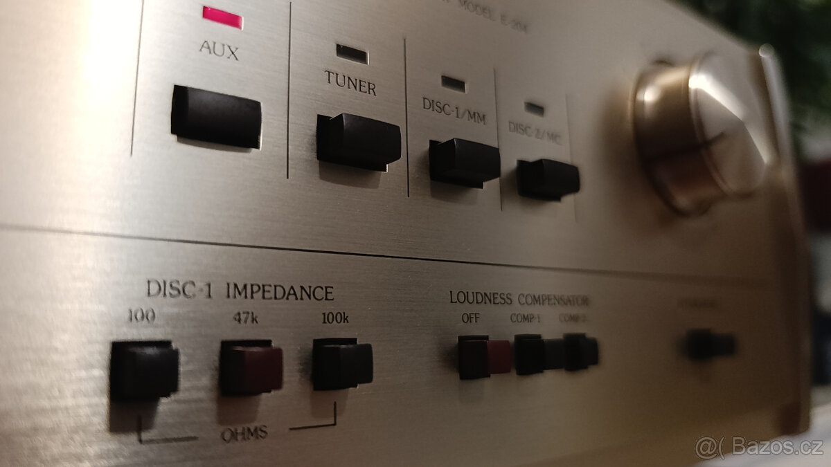 ACCUPHASE E-204 Stereo Integrated Amplifier/HI-END - 9