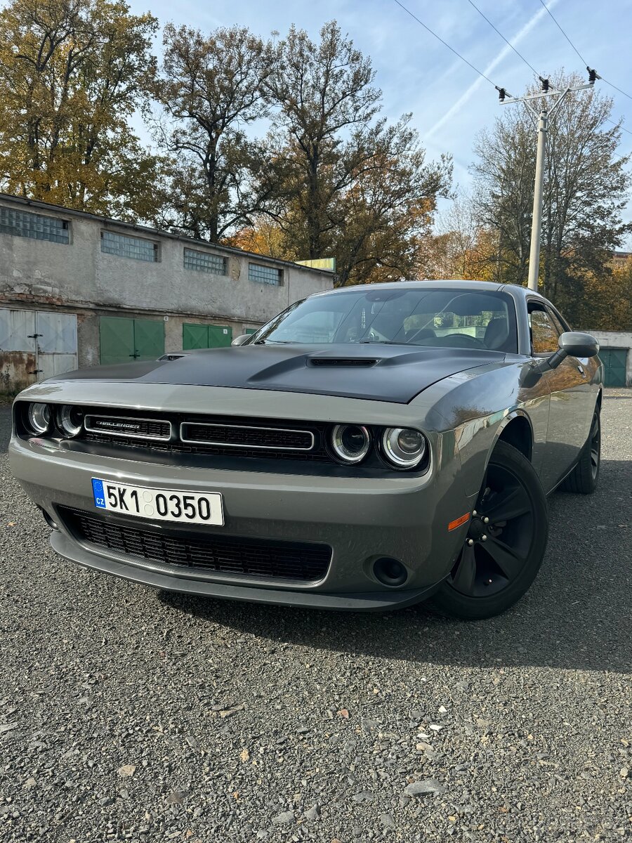 Prodám Dodge Challenger 3.6 V6 - 9