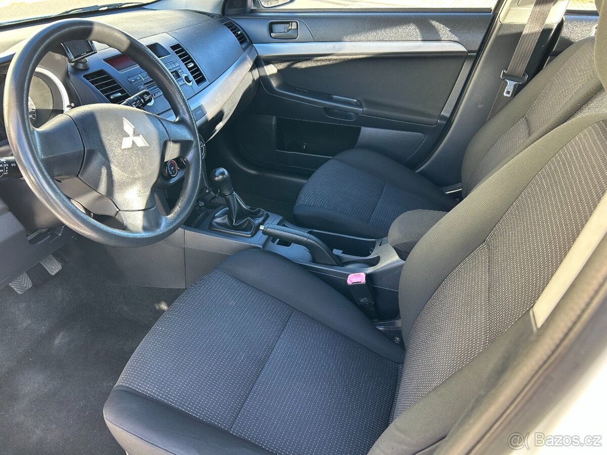 Mitsubishi Lancer 1.6 i MIVEC Sportback - 9