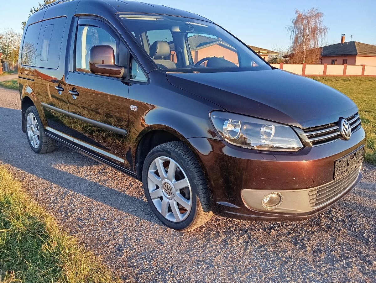 VW Caddy 2.0 Tdi 103kw Highline ,2.majitel, 193000km - 9