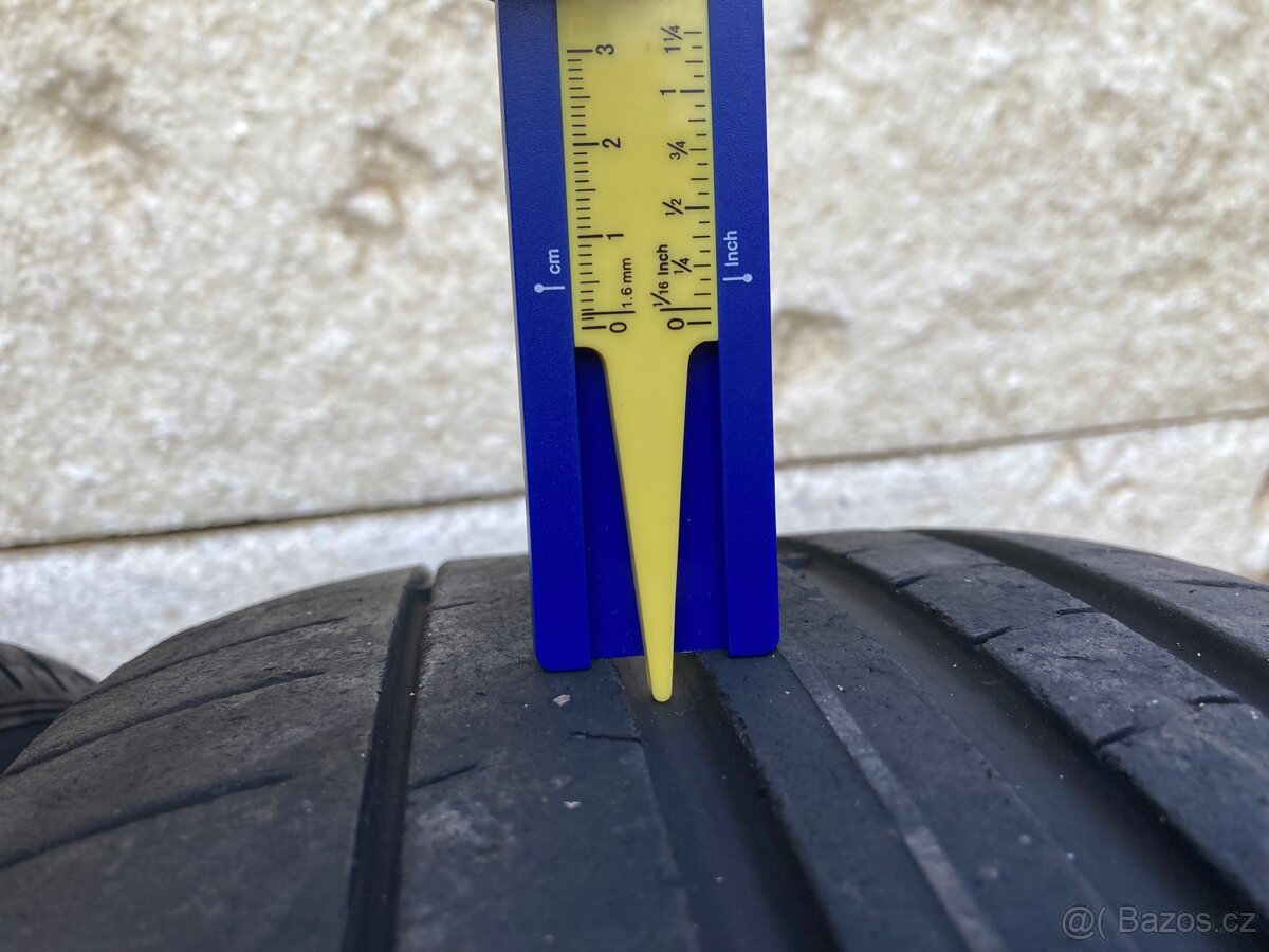 Letní sada pneu 225/45/19 Pirelli Pzero - 9
