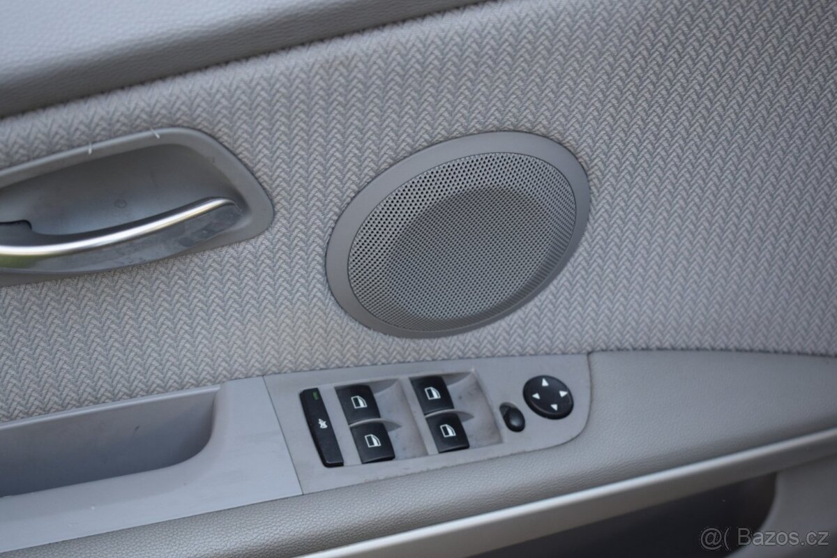 BMW Řada 3 320i E91 125KW 2009/MANUÁL/ - 9