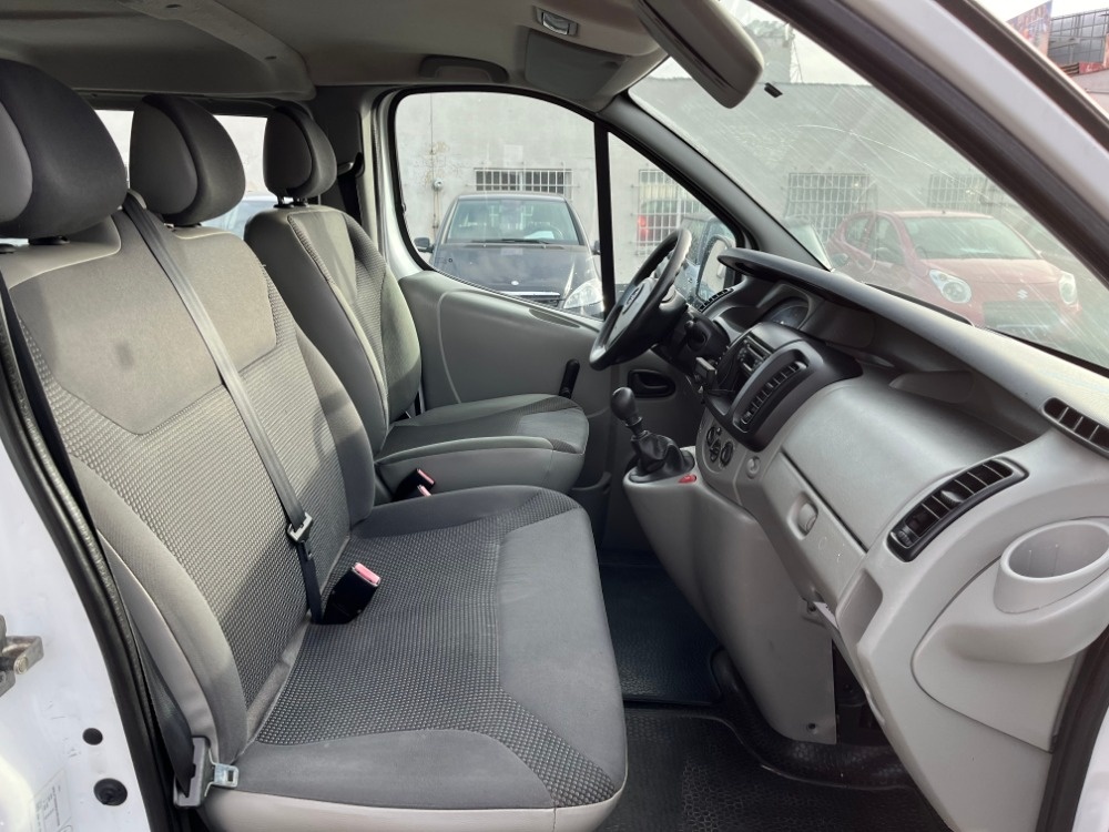 Opel Vivaro 2.0 CDTI L2H1 LONG 6 míst - 9