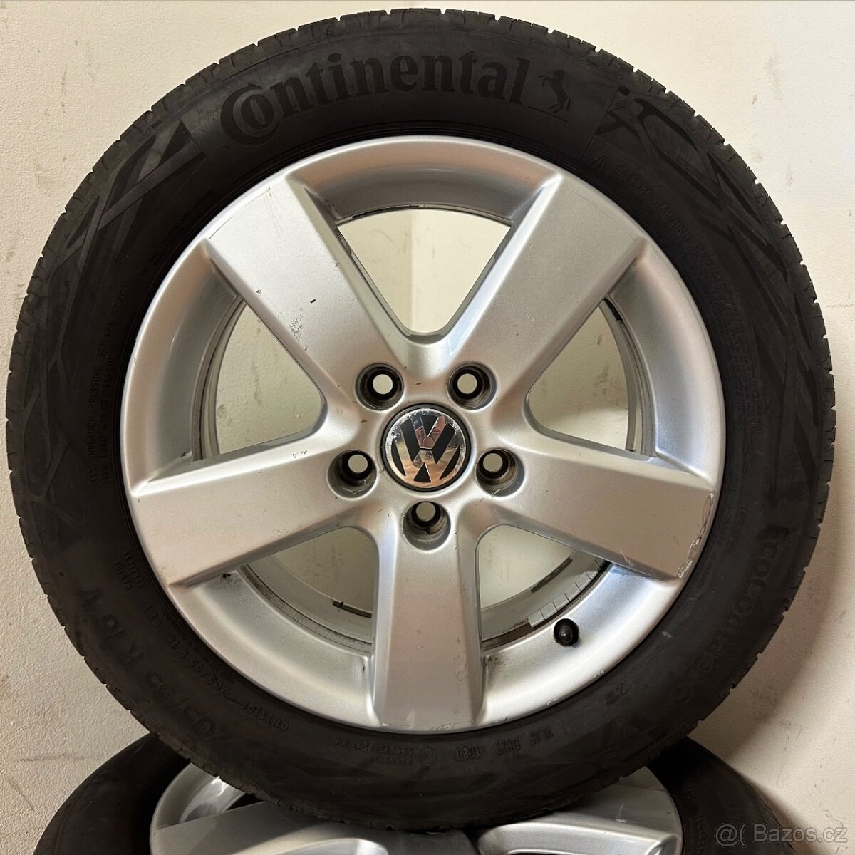 VW TOURAN/GOLF 5x112 R16 ET50+LETNÍ 205/55R16 6mm - 9