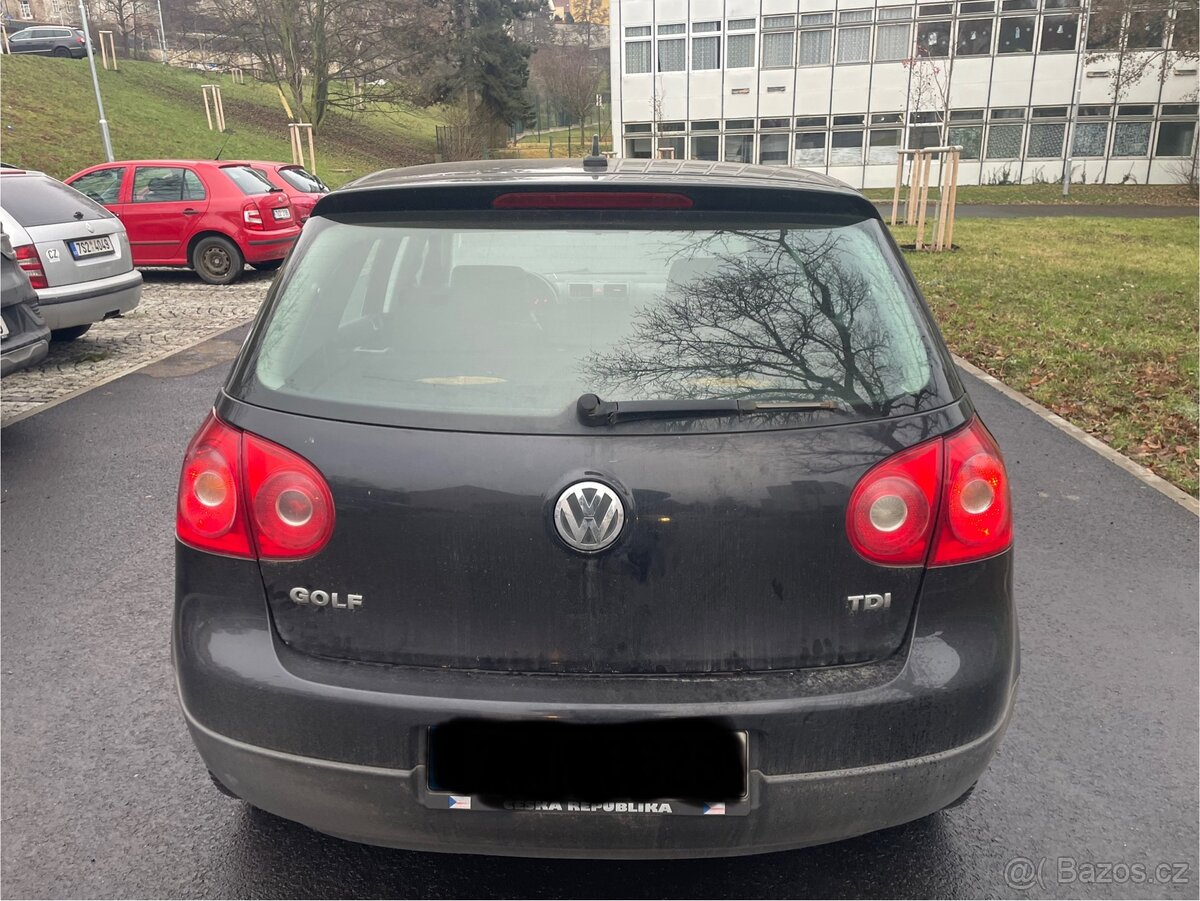 Volkswagen Golf V 1.9 TDI - 9